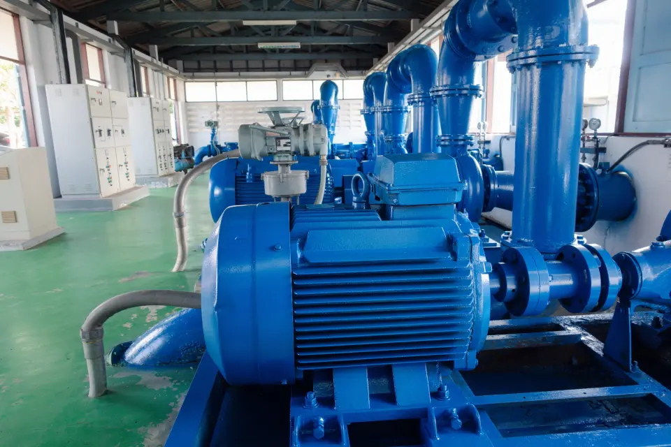 Pump och motorinstallation