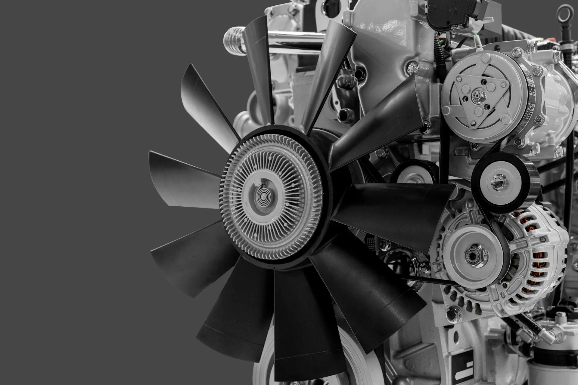 Motorfläkt med svart rotor